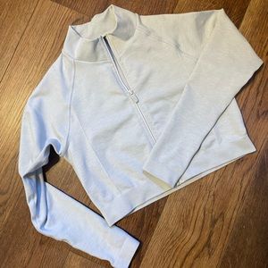 Alphalete Amplify Jacket - Silver Sky - size M